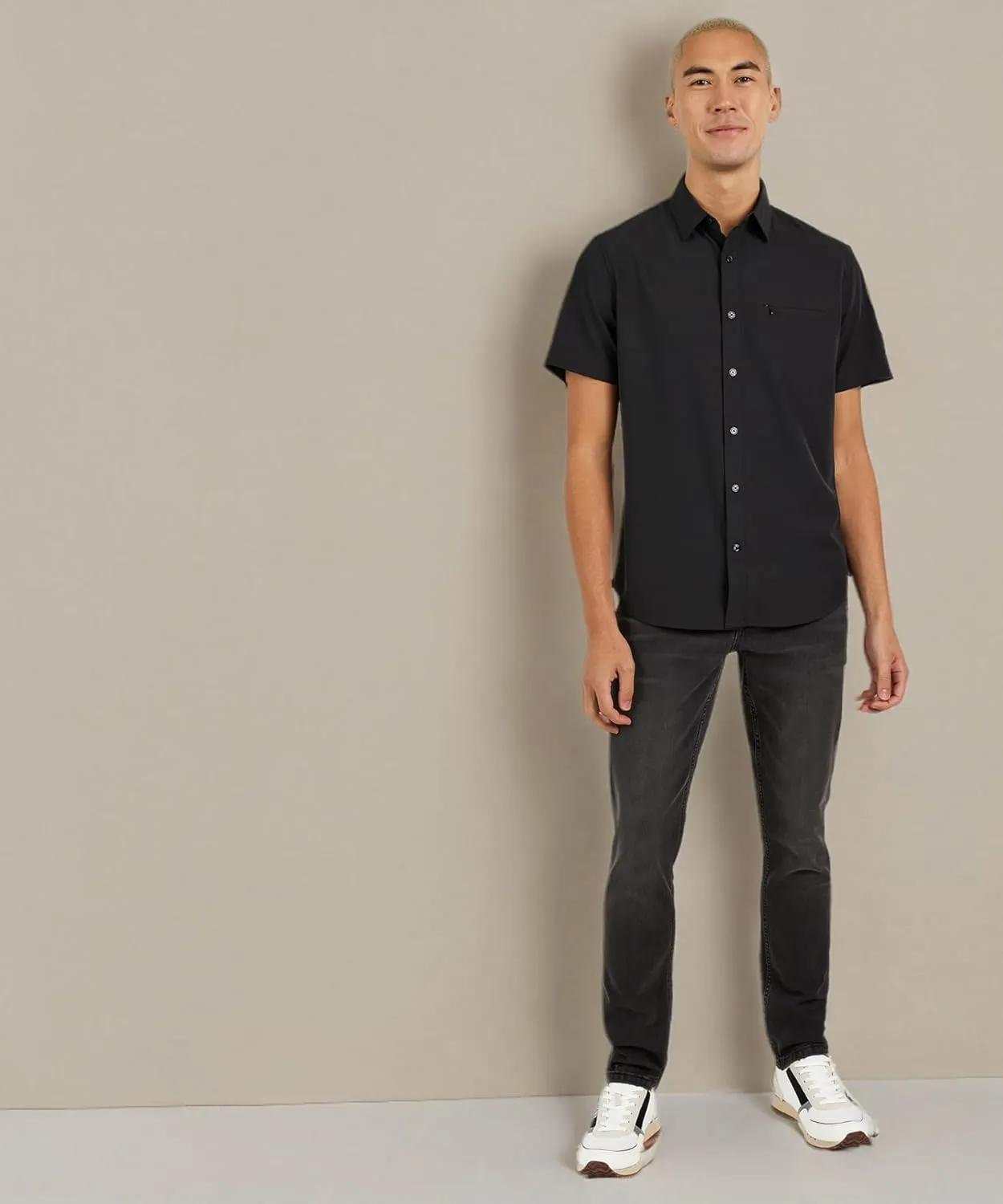 DKNY Mens Short Sleeve Button Down Shirts - Quick Dry Shirts for Men | Wrinkle Resist Stretch Mens Button Up Shirts