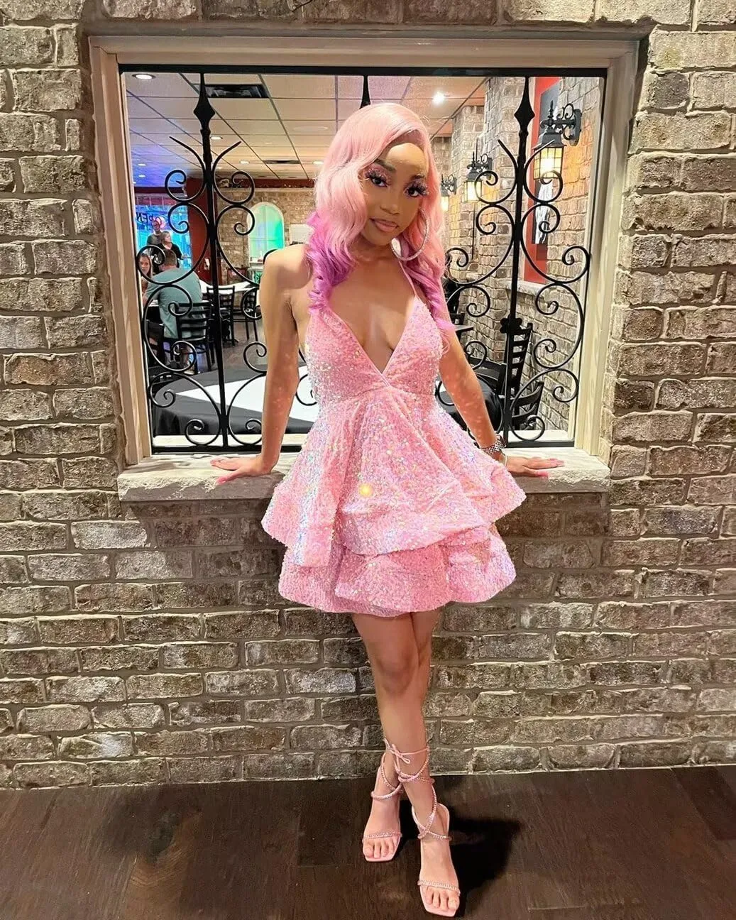 Sequins Homecoming Dresses for Teens V Neck Short Prom Evening Graduation Cocktail Party Gowns ZX39