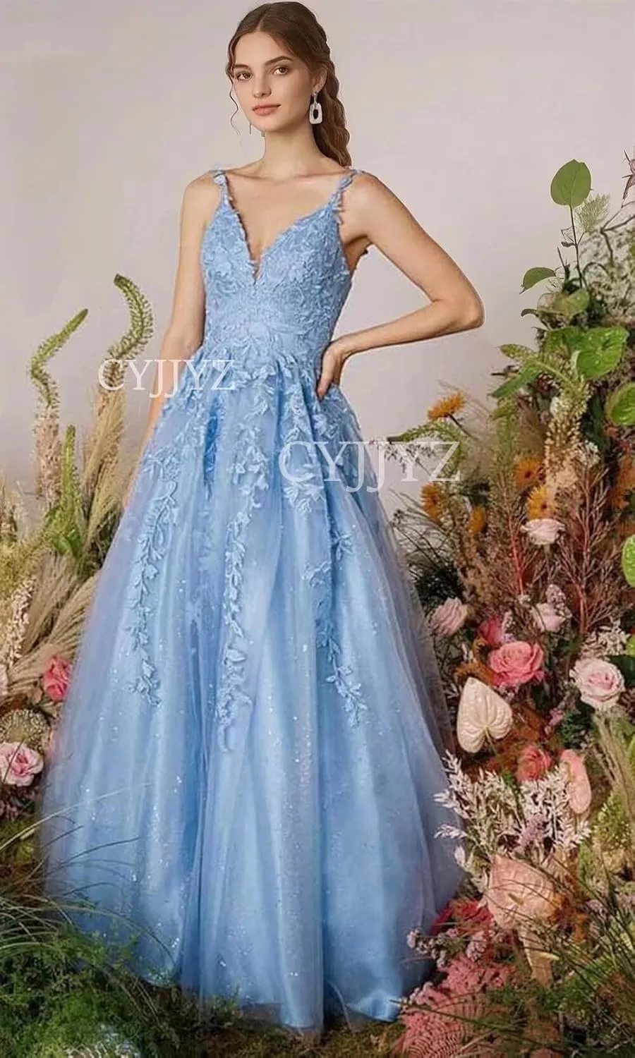 Sparkly Tulle Prom Dresses 2025 Lace Appliques Long Ball Gown Spaghetti Straps V Neck Corset Formal Evening Gown